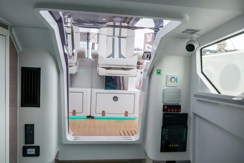 Slide: The Image of Fjord 39 XP 2024 - 4282982