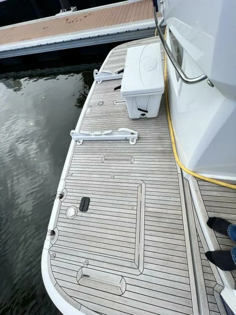 Slide: The Image of Azimut Magellano 2017 - 4156688