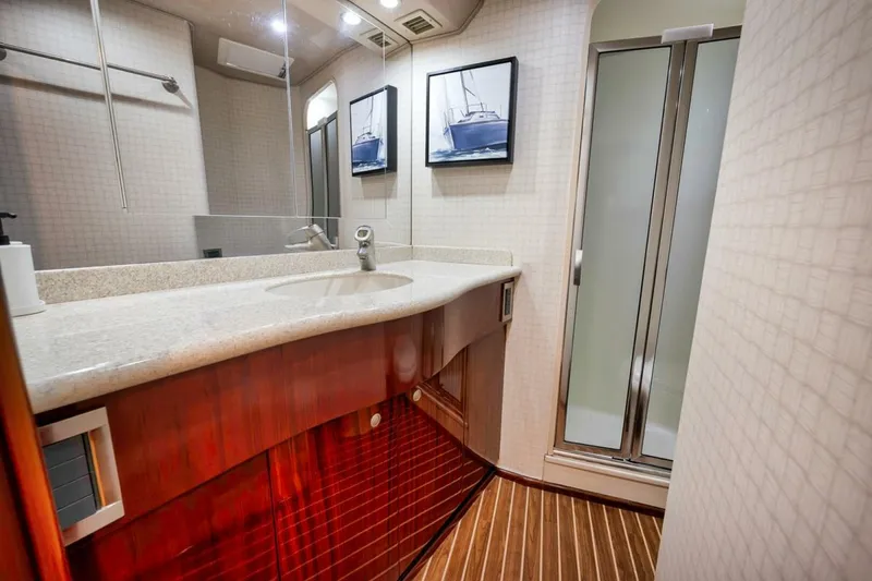 Slide: The Image of Master Head - 4159591