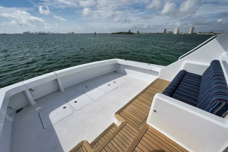 Slide: The Image of Viking 52 Smooth Operator-Cockpit 2007 Viking 52 Sport Coupe Smooth Operator - 7652658