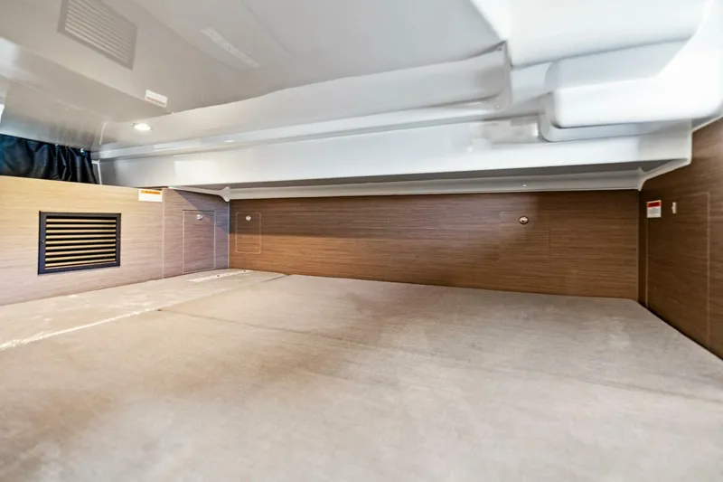 Slide: The Image of Beneteau Flyer 9 SUNdeck 2027 - 4985193