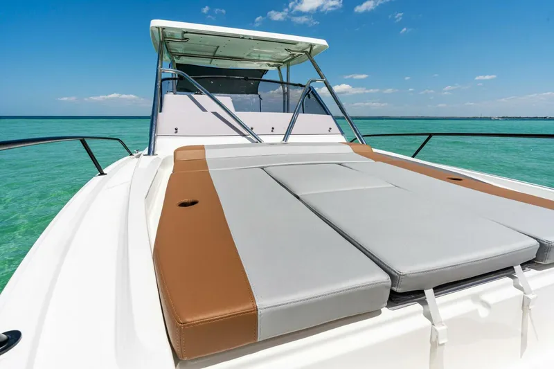 Slide: The Image of Beneteau Flyer 9 SUNdeck 2027 - 4985168
