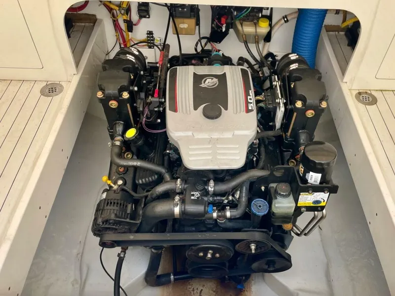 Slide: The Image of Chris-Craft Lancer Sportsman 2013 - 4527252