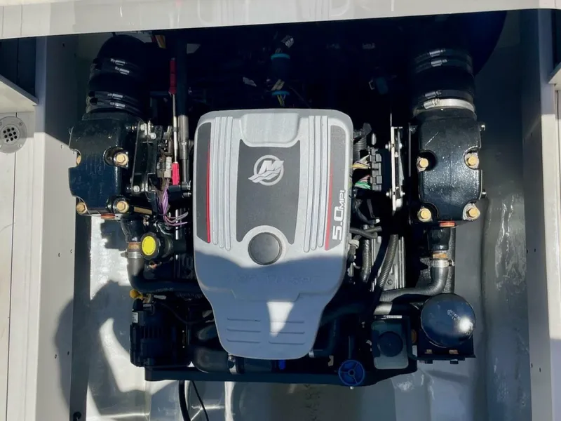 Slide: The Image of Chris-Craft Lancer Sportsman 2013 - 4527253