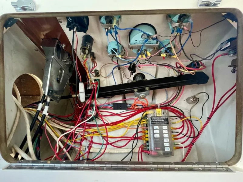 Slide: The Image of Chris-Craft Lancer Sportsman 2013 - 4527257