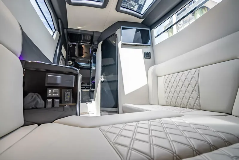 Slide: The Image of Nor-Tech 500 Sport 2023 - 4169640