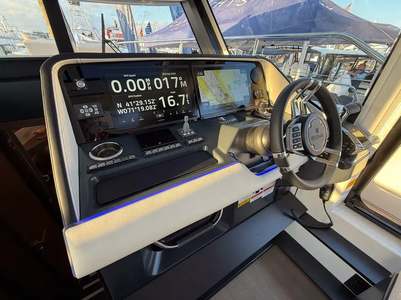 Slide: The Image of Wellcraft 44 Explorer 2026 - 5806009