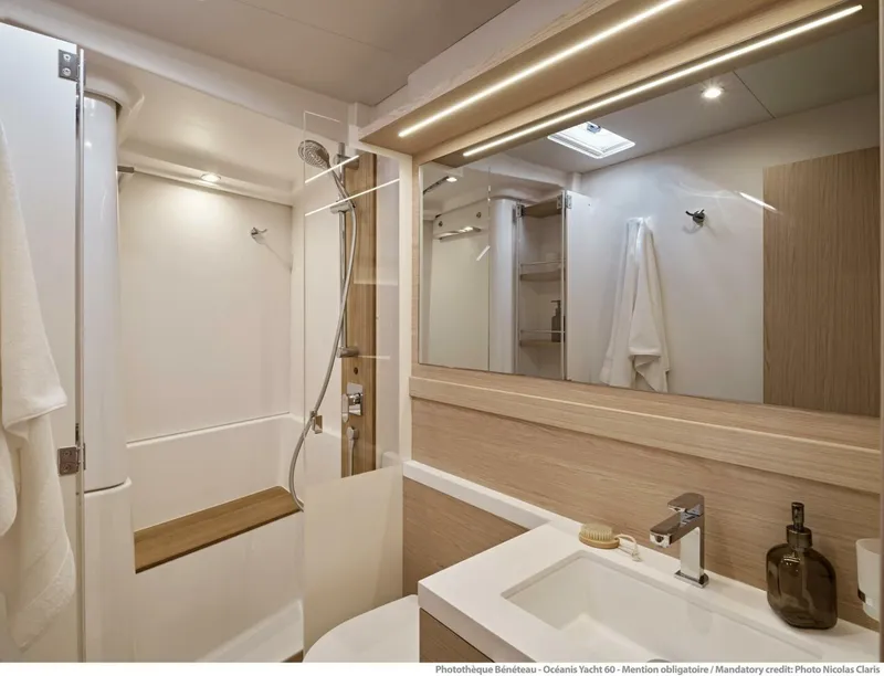 Slide: The Image of BENETEAU Oceanis Yacht 60 - 4190130