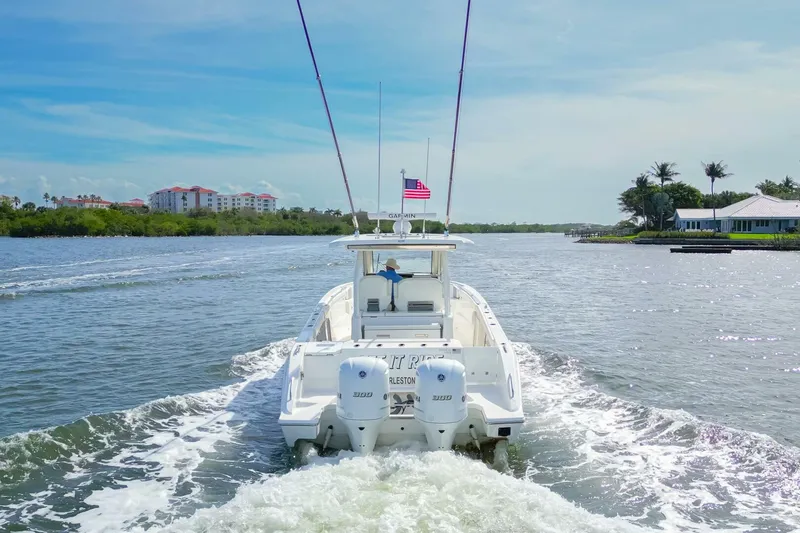 Slide: The Image of Pursuit S 328 2022 - 4174653