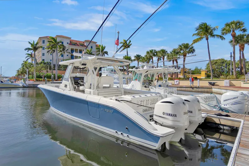 Slide: The Image of Pursuit S 328 2022 - 4174664