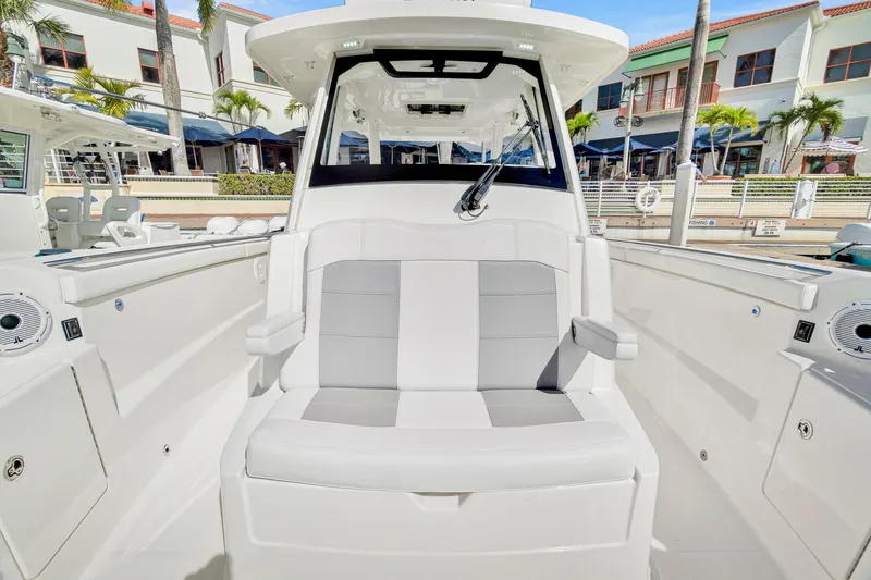 Slide: The Image of Pursuit S 328 2022 - 4174716