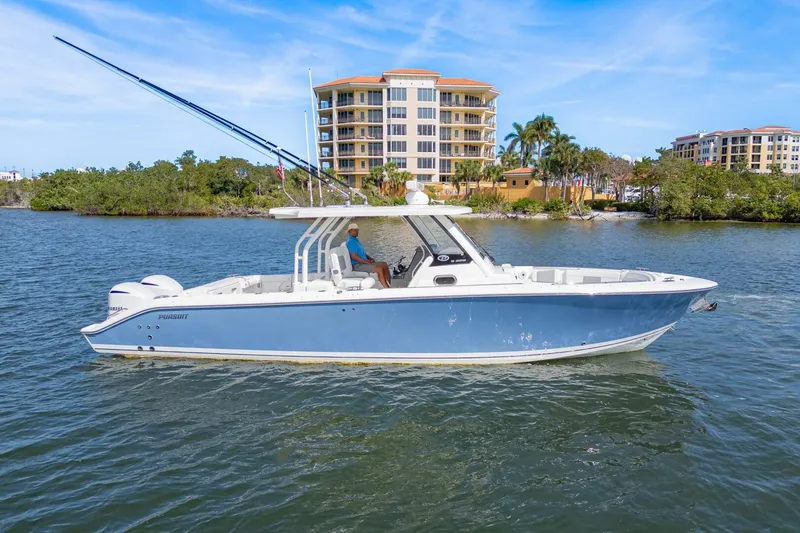 Slide: The Image of Pursuit S 328 2022 - 4174586