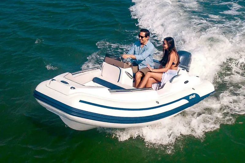 Slide: The Image of 2023 Nautilus 13 DLX - 4174596