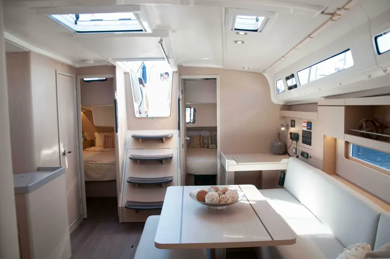 Slide: The Image of 2025 Oceanis 40.1 - 4176608