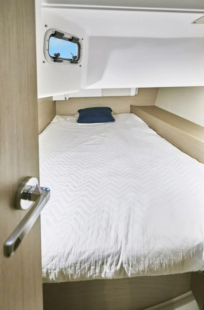 Slide: The Image of 2026 Oceanis 34.1 - 5888144