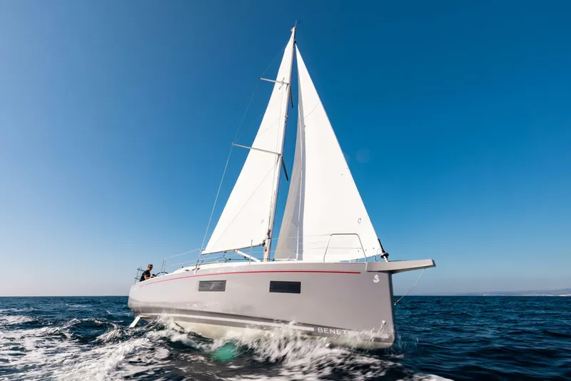 Slide: The Image of 2026 Oceanis 34.1 - 5888140