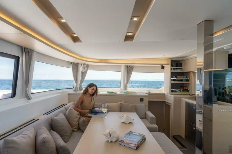 Slide: The Image of 2022 lagoon 46 - 4180406