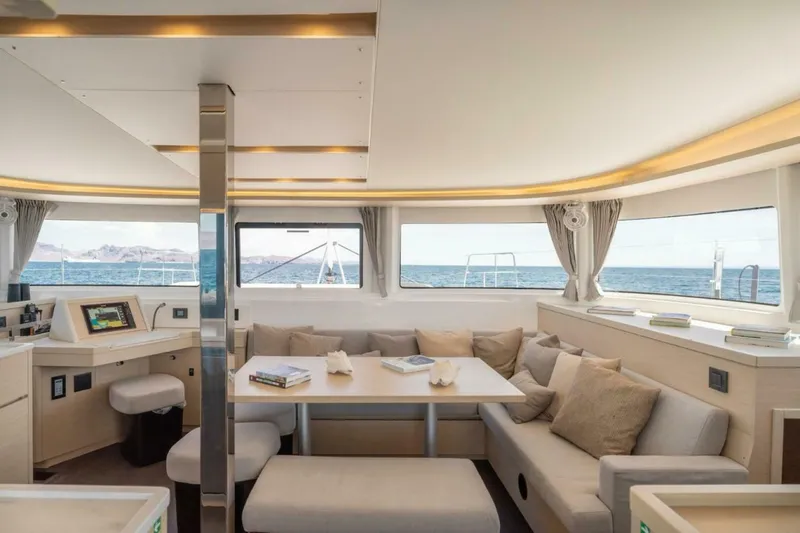 Slide: The Image of 2022 lagoon 46 - 4180412