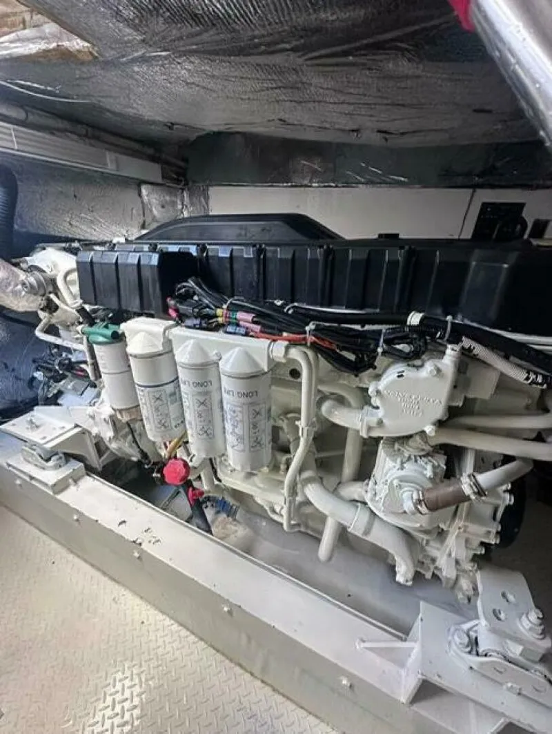 Slide: The Image of Cruisers 560 Express 2011 - 4180562