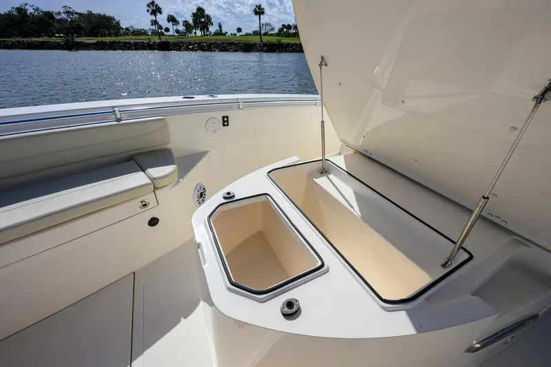 Slide: The Image of Cobia 350 - Storage 2022 Cobia 350 Center Console - 4180884