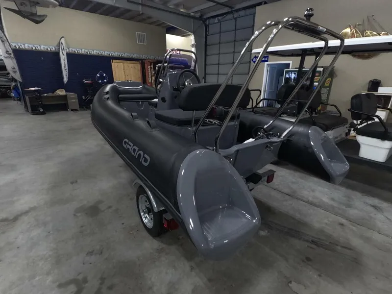 Slide: The Image of Grand Inflatables S370NL 2024 - 4182558