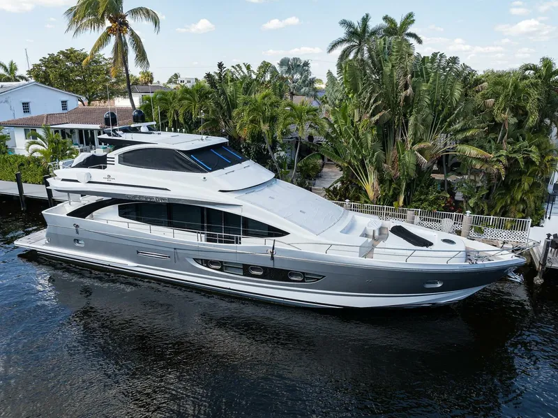 Slide: The Image of Hampton 830 Euro 2014 - 4184746