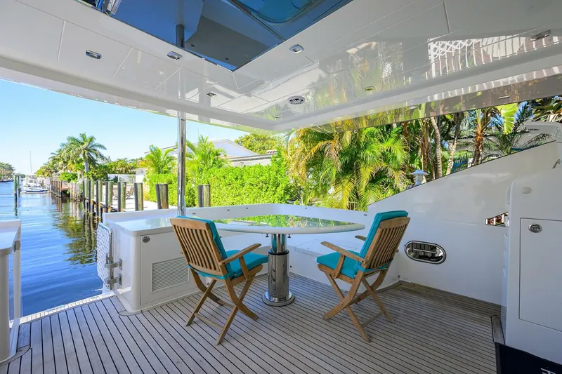 Slide: The Image of Hampton 830 Euro 2014 - 4184944