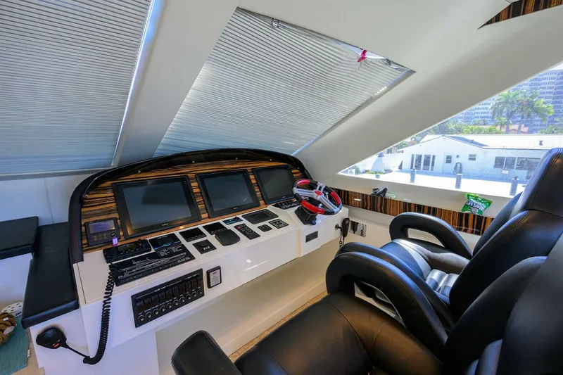 Slide: The Image of Hampton 830 Euro 2014 - 4184963