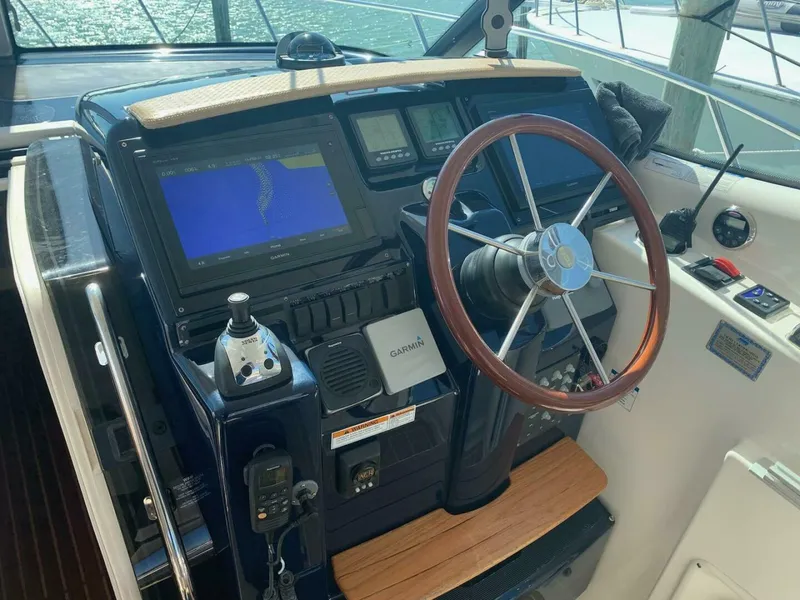 Slide: The Image of Tiara 390 Sovran 2007 - 4187194