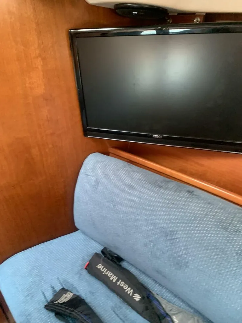 Slide: The Image of Beneteau Oceanis 311 2000 - 4188802