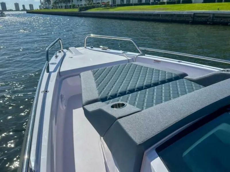 Slide: The Image of Axopar 37XC CROSS CABIN 2024 - 4548077