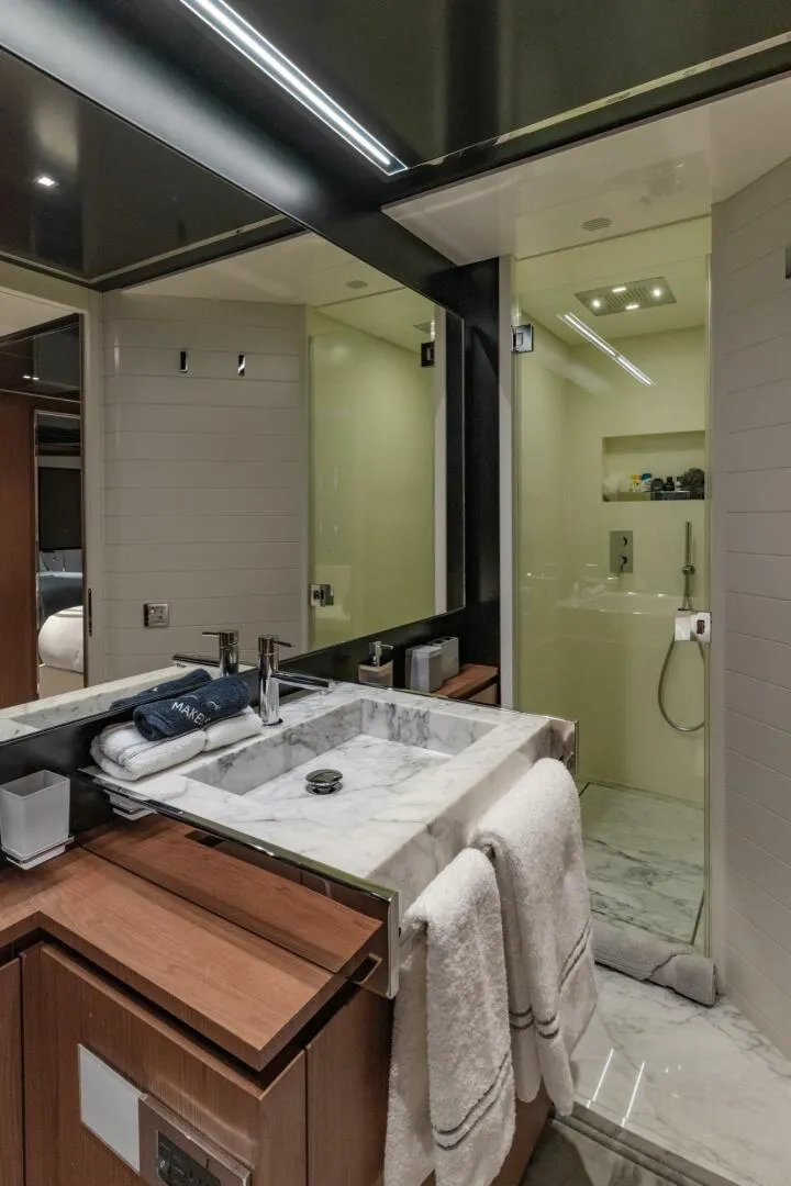 Slide: The Image of Lower Deck Guest Ensuite - 4189610