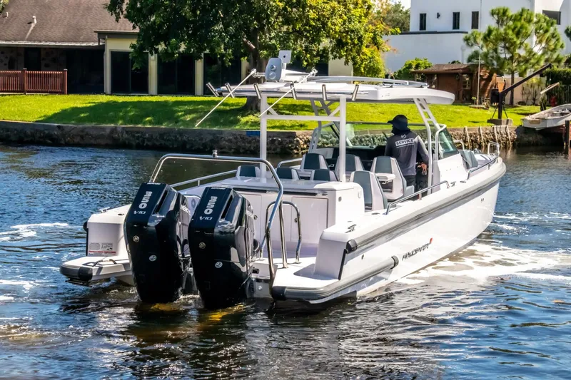 Slide: The Image of Axopar 37 Sun Top 2024 - 5814823