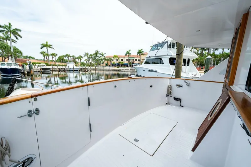 Slide: The Image of Tollycraft Pilothouse 1986 - 4190223