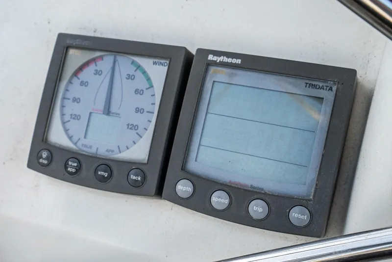 Slide: The Image of Jeanneau 43 Sun Odessey 2001 - 4190493