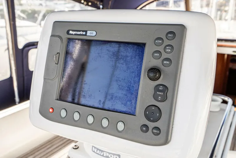 Slide: The Image of Jeanneau 43 Sun Odessey 2001 - 4190496