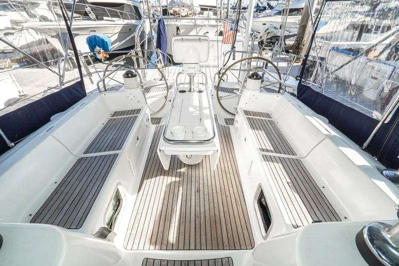 Slide: The Image of Jeanneau 43 Sun Odessey 2001 - 4190504