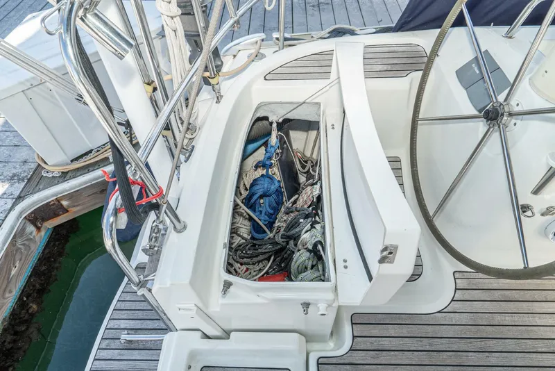 Slide: The Image of Jeanneau 43 Sun Odessey 2001 - 4190507