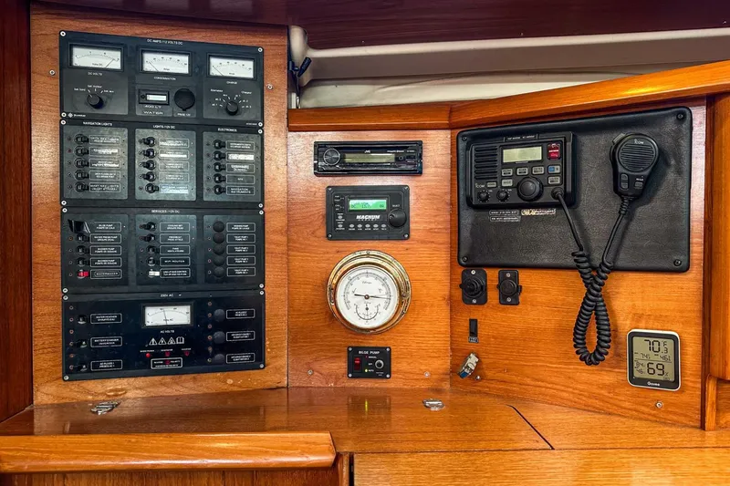 Slide: The Image of Jeanneau 43 Sun Odessey 2001 - 4190539