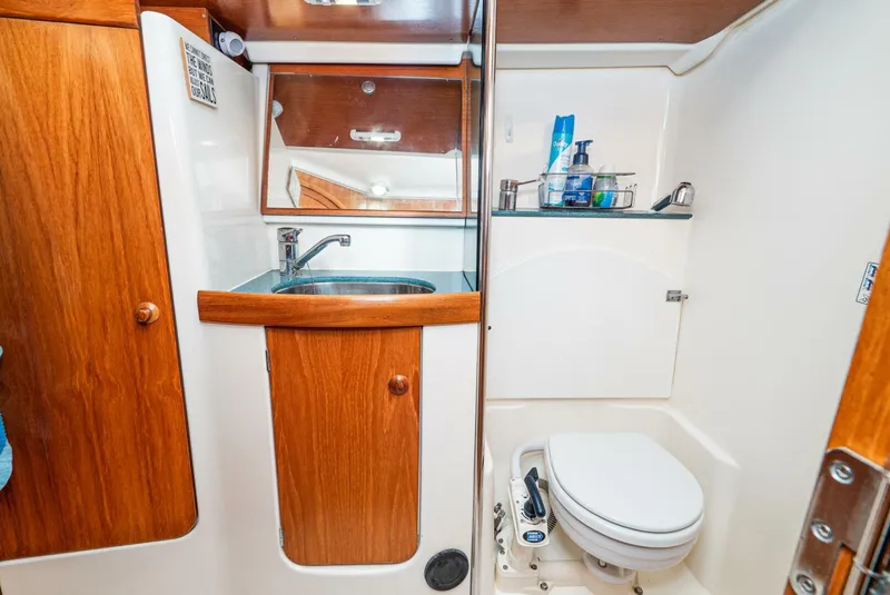 Slide: The Image of Jeanneau 43 Sun Odessey 2001 - 4190559