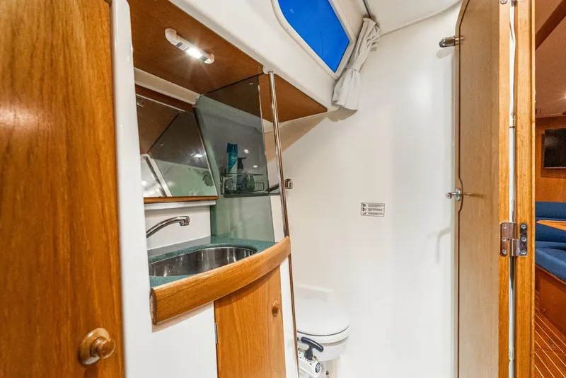 Slide: The Image of Jeanneau 43 Sun Odessey 2001 - 4190561