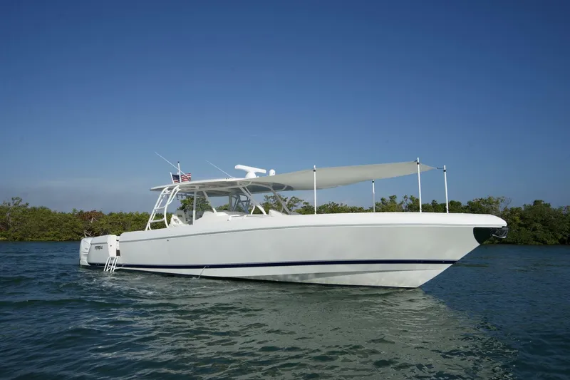 Slide: The Image of STBD. & SUNSHADE 47’ (14.33m) Intrepid, 475 Panacea, 2016 - 4199063