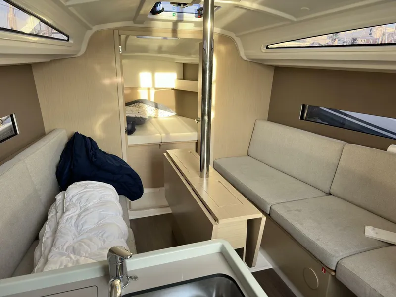 Slide: The Image of Beneteau OCEANIS 30.1 2021 - 4199431