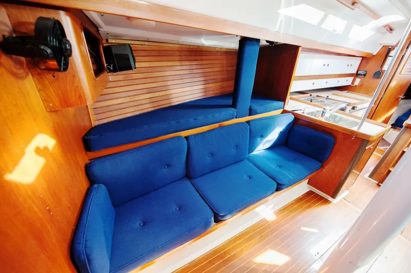 Slide: The Image of C&C 44 1985 - 4202151