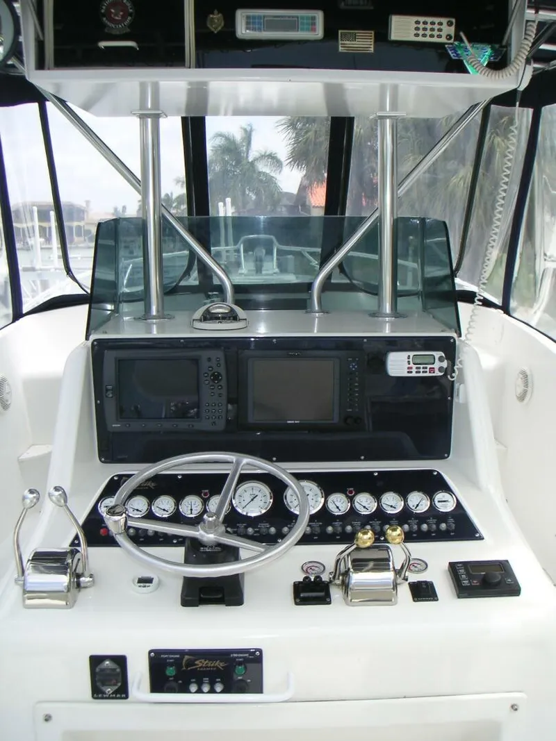 Slide: The Image of Strike 29 Sportfisherman 2001 - 4205085