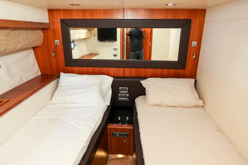 Slide: The Image of Sunseeker 60 Manhattan 2009 - 5387000