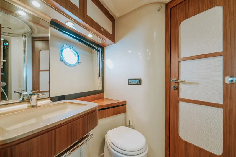 Slide: The Image of Azimut Magellano 50 2012 - 4209274