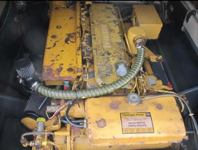 Slide: The Image of Island Hopper Center Console w/Cuddy Cabin 1997 - 4210815