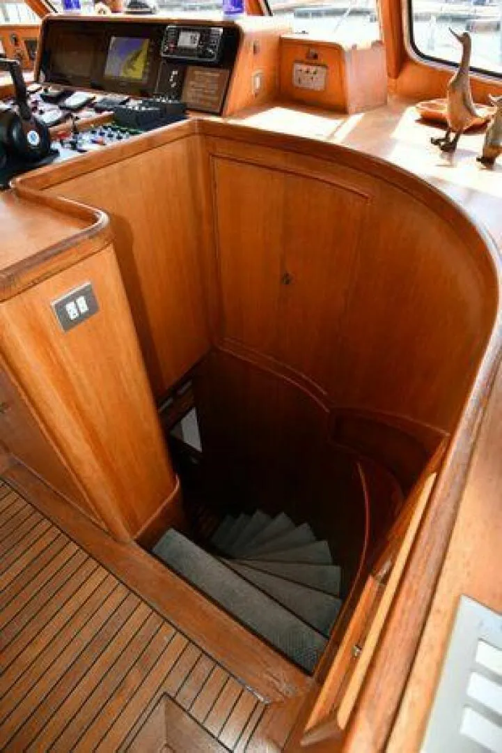 Slide: The Image of Lowland 64 Pilot House Long Range Motor Yacht 1986 - 4959204