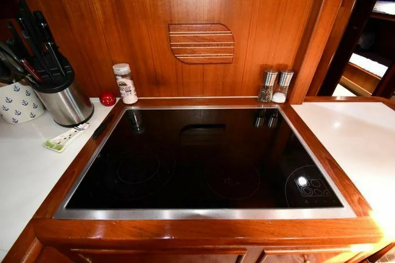 Slide: The Image of Lowland 64 Pilot House Long Range Motor Yacht 1986 - 4959215